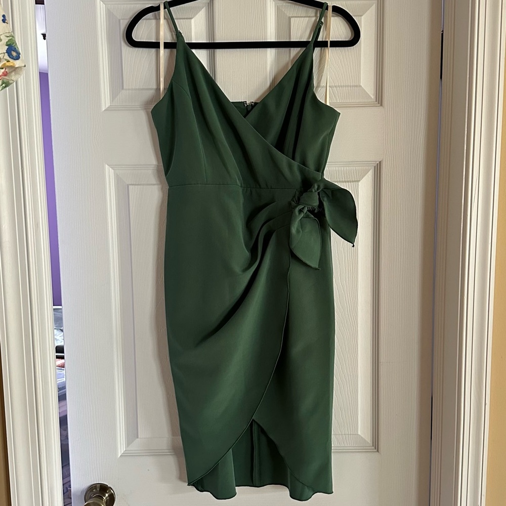 BCBGeneration 💚 Green Dress
